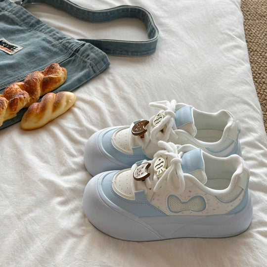 Damen Komfortable Sneakers mit verspielten Applikationen EB