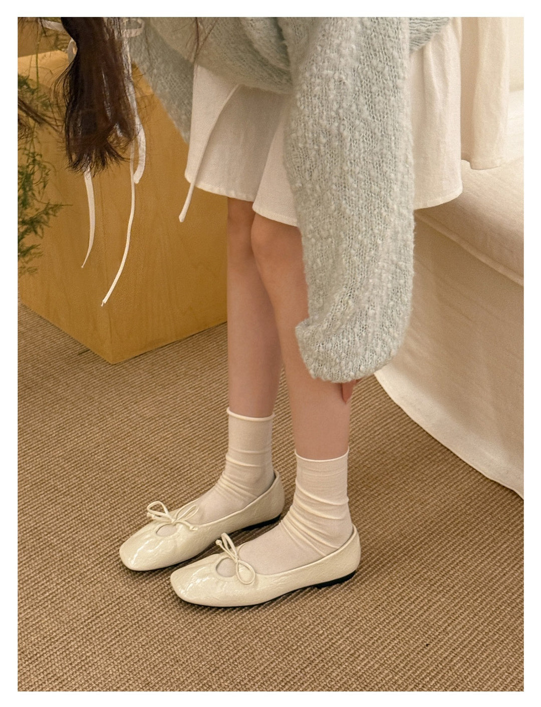 Damen elegante Ballerinas mit geschmeidigem Glanz und dekorativem Schleifchen EB