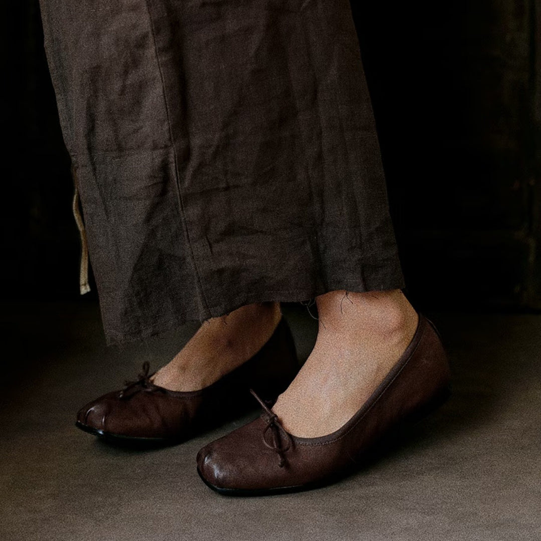Damen Ballerina-Schuhe mit feinem Leder und zeitlosem Design EB