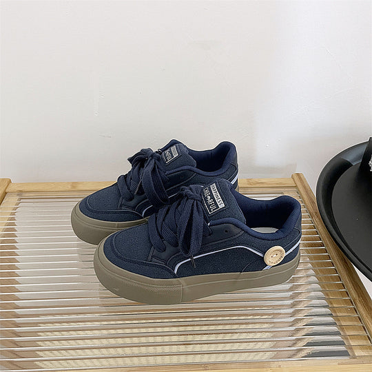 Damen Sportliche Sneakers mit modischen Akzenten und hohem Tragekomfort EB