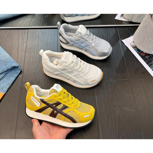 Damen Sportliche Sneakers mit atmungsaktiven Mesh-Details und rutschfestem Profil EB