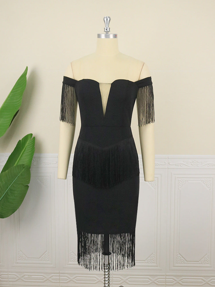 Damen elegantes Cocktailkleid mit Off-Shoulder Design und fransigen Ärmeln EB