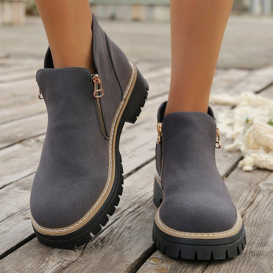 Damen Ankle-Boots mit grober Profilsohle und seitlichem Reißverschluss EB