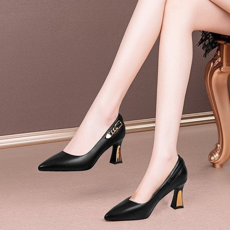 Damen elegante Pumps mit modischem Absatz und schicker Schnallenverzierung EB