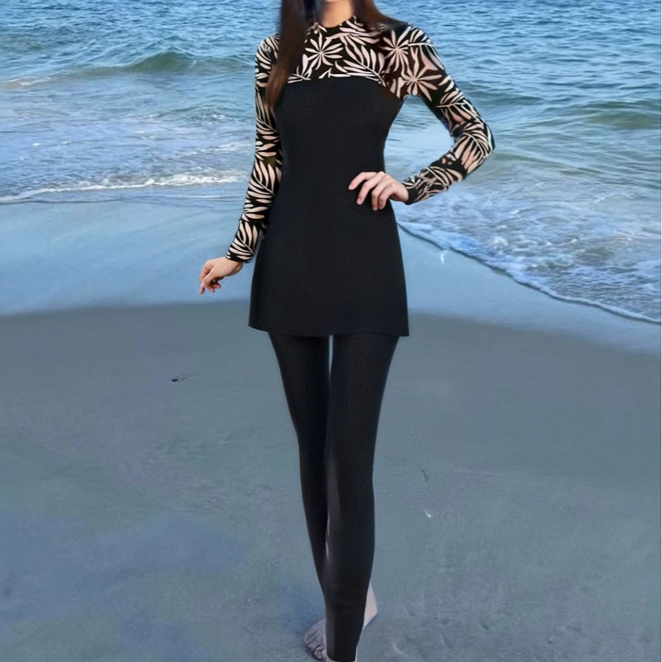 Damen Eleganter Langarm-Surfsuit mit modischen Akzenten EB