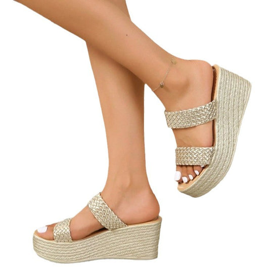 Damen Riemchen-Plateausandalen mit geflochtenem Design und eleganter Süßwasserperlen-Applikation EB