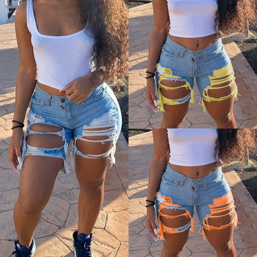 Damen Jeans-Shorts mit modischen Destroyed-Details und fransigen Säumen EB