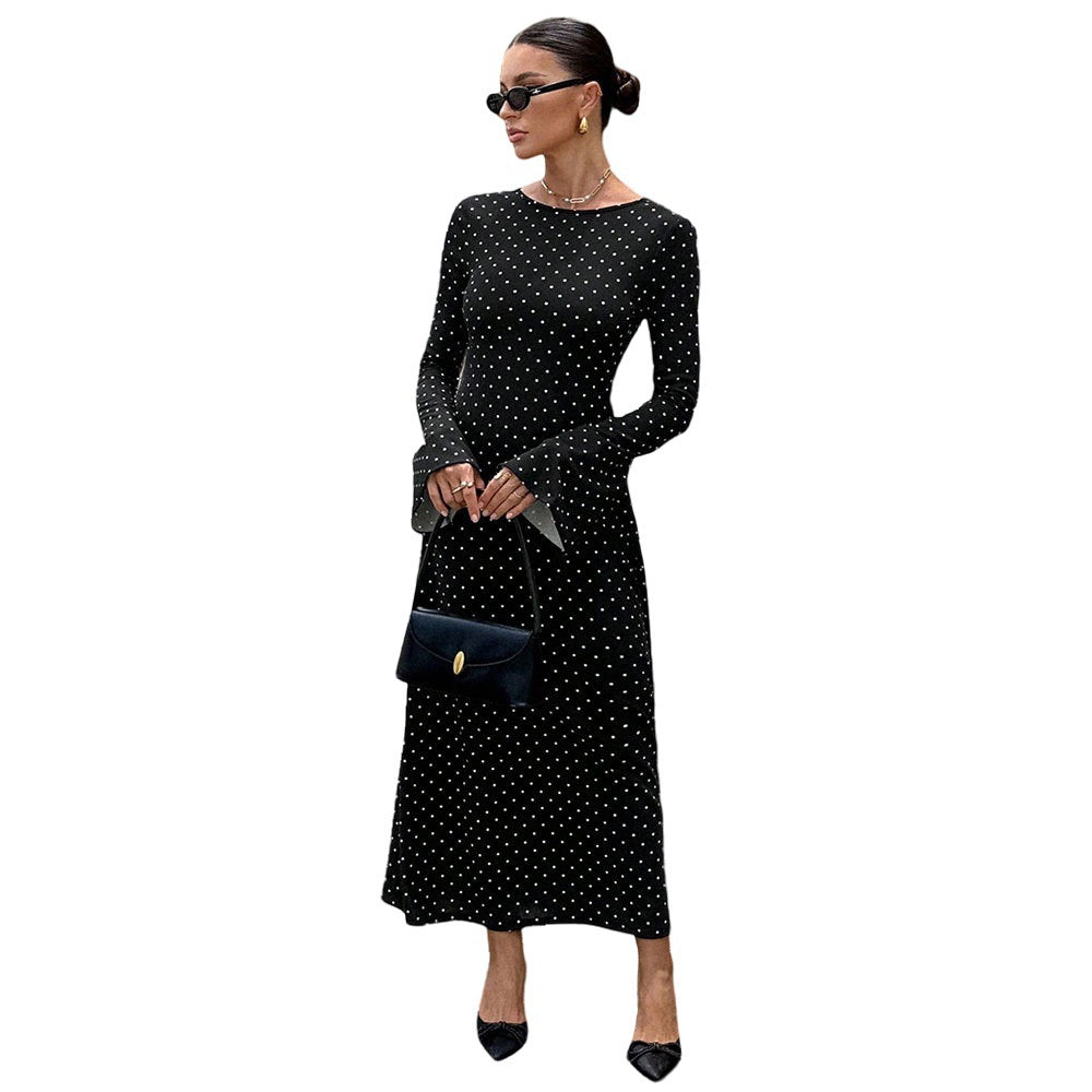 Damen elegantes Polka‑Dot Maxikleid mit tailliertem Oberteil, Trompetenärmeln und fließendem A‑Linien‑Rock Eichborn Berlin