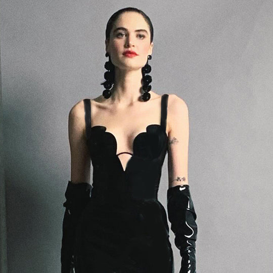 Damen figurbetontes Kleid mit V-Ausschnitt EB