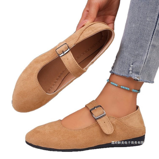 Damen nan elegante Mary-Jane-Ballerina mit verstellbarem Komfortriemen, gepolstertem Fußbett und dezenter Animal‑Prägung EB