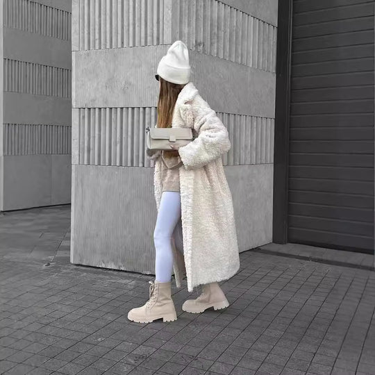 Damen Kuschelige Teddyfelljacke im eleganten Oversize-Design EB
