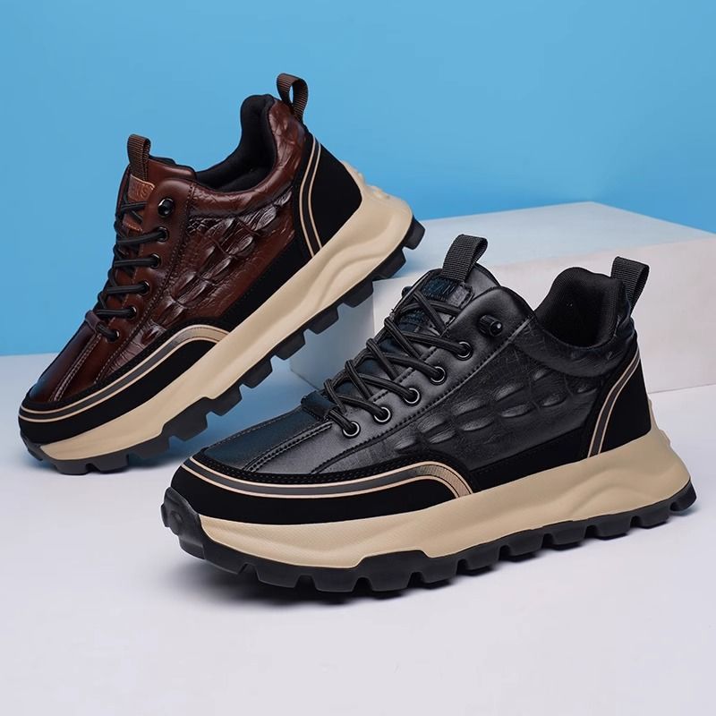 Damen Sportliche Trail-Sneaker mit rutschfester Profilsohle und dämpfender Innensohle EB