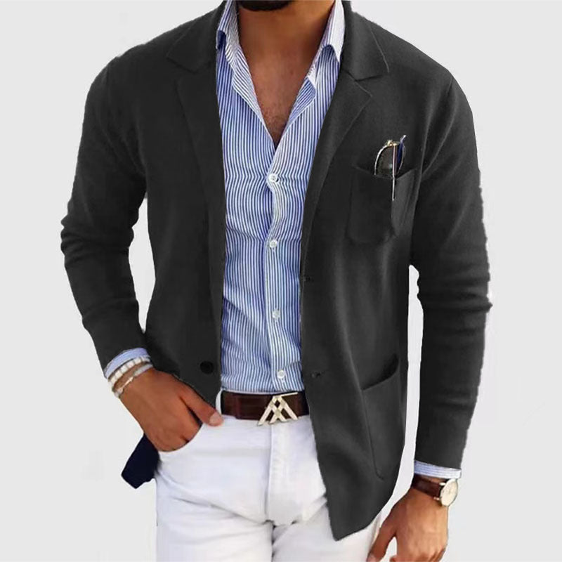 Herren lässiger Strickblazer im Sakko-Stil mit Brusttasche und aufgesetzten Taschen EB