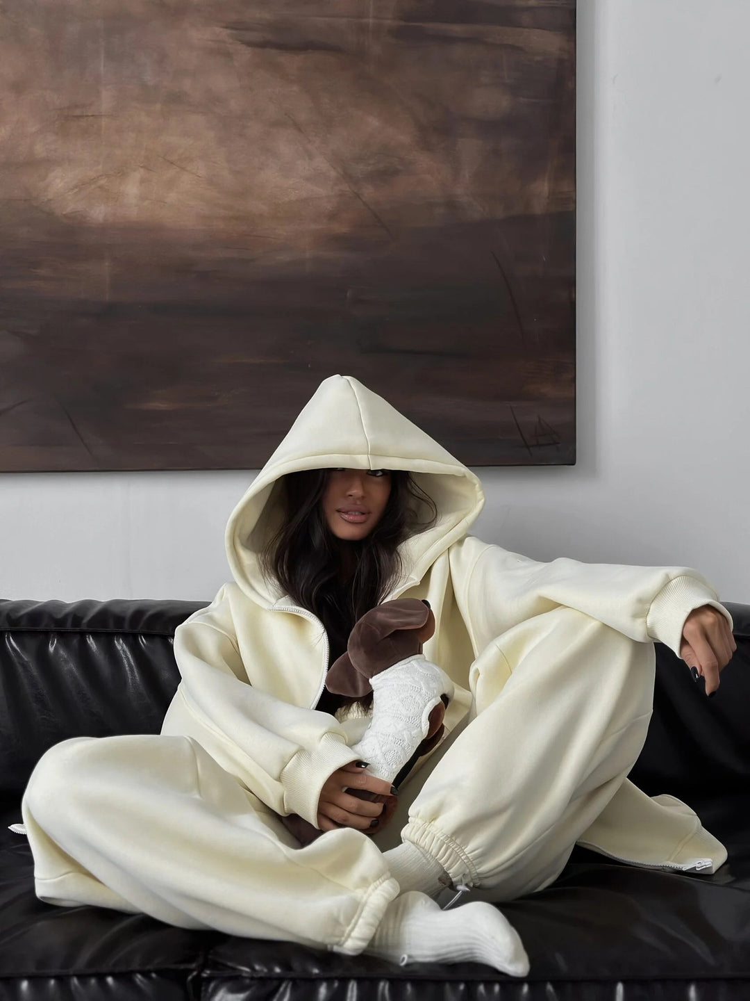 Damen Oversize-Kapuzenjacke mit verdecktem Reißverschluss und komfortabler Scuba-Optik Eichborn Berlin