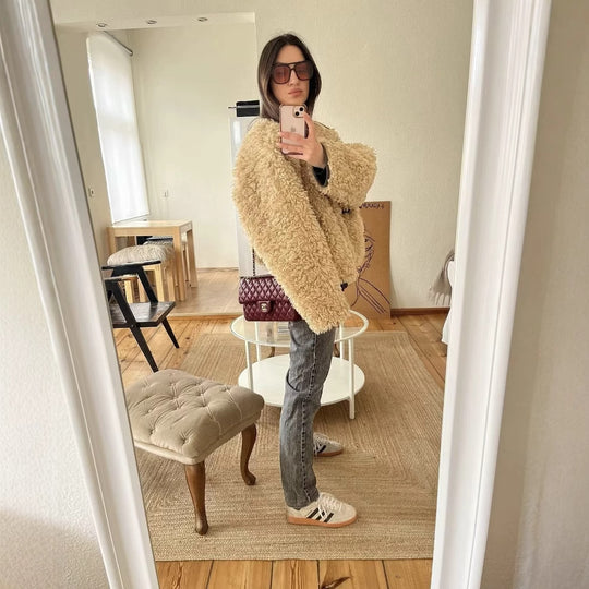 Damen Fuzzy Kurzjacke mit einzigartiger Struktur und lässigem Schnitt EB