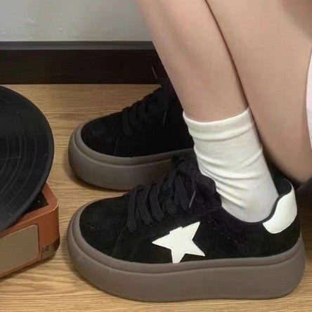 Damen Plattform-Sneaker mit modischem Sternen-Design EB