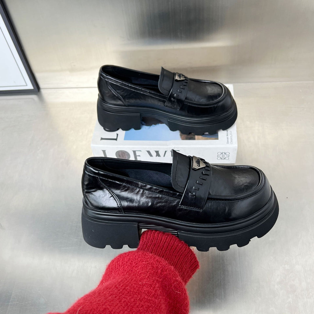 Damen modische Clogs mit klobiger Sohle und glänzender Lederoberfläche EB