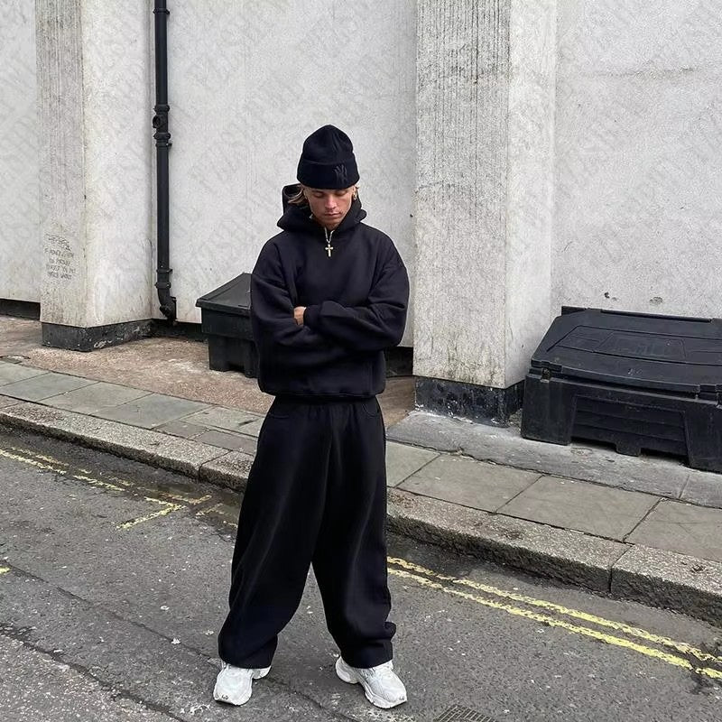 Herren nan urbaner Boxy-Hoodie mit verkürztem Rumpf, überschnittener Schulter und weichem Fleece-Innenfutter EB