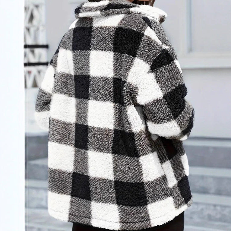 Damen nan gefütterte Karo Teddy-Fleece Shacket mit Knopfleiste und aufgesetzten Taschen EB