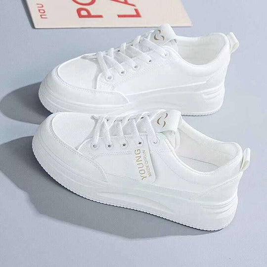 Damen Sportliche Sneakers mit gepolsterter Sohle und modernem Design EB