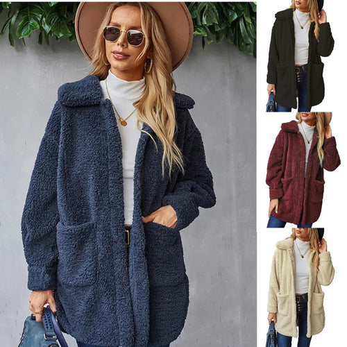 Damen Kuschelige Fleecejacke mit Kapuze und praktischen Taschen EB