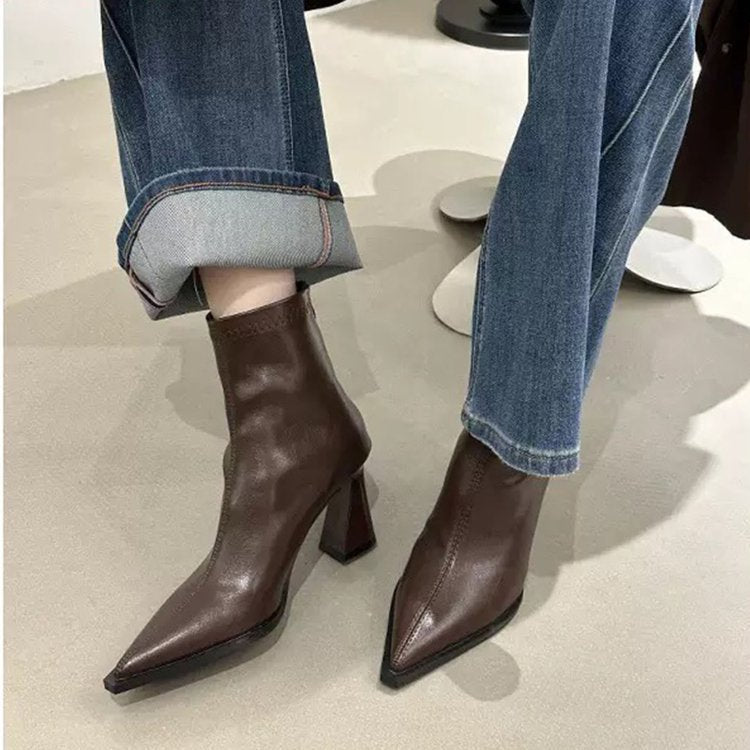 Damen elegante Ankle Boots mit spitzem Design und komfortablem Blockabsatz EB