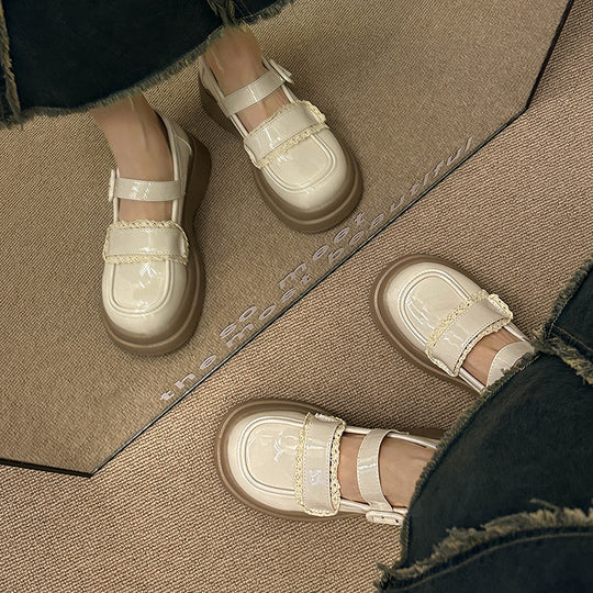 Damen Modische Ballerinas mit verstellbarem Riemen und elegantem Perlendetail EB