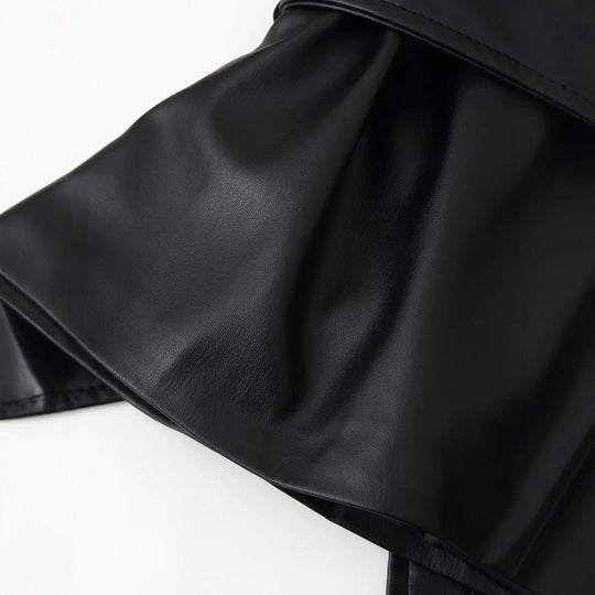 Damen Kunstlederjacke mit eleganten Knopfdetails und Gürteldesign EB