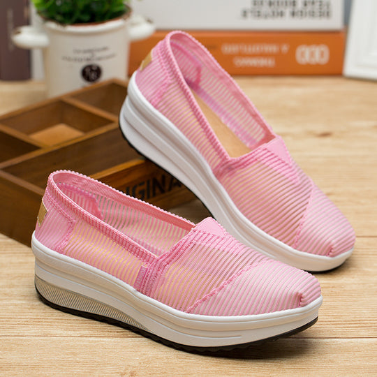 Damen Komfortable Slip-On Sneakers mit atmungsaktiver Oberflächenstruktur EB