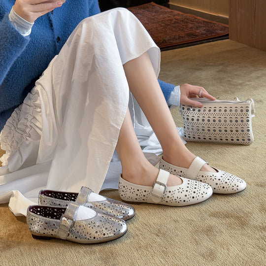 Damen Ballerinas mit hochwertiger Metalloberfläche und dekorativem Riemchen EB