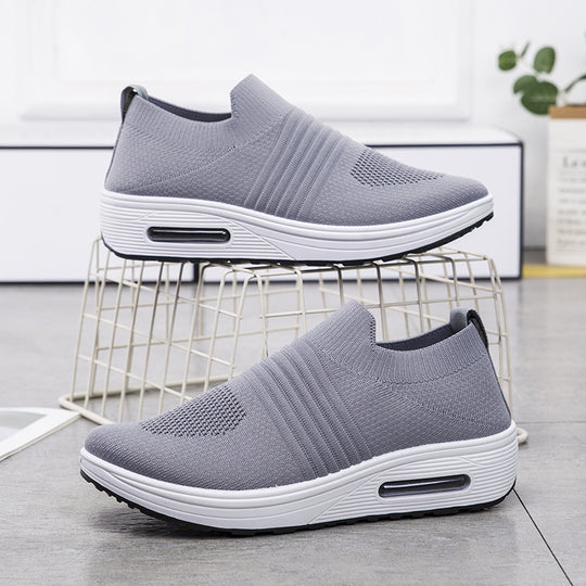 Damen Komfortable Slip-On Sneakers mit atmungsaktiver Strickoberfläche und dämpfender Sohle EB