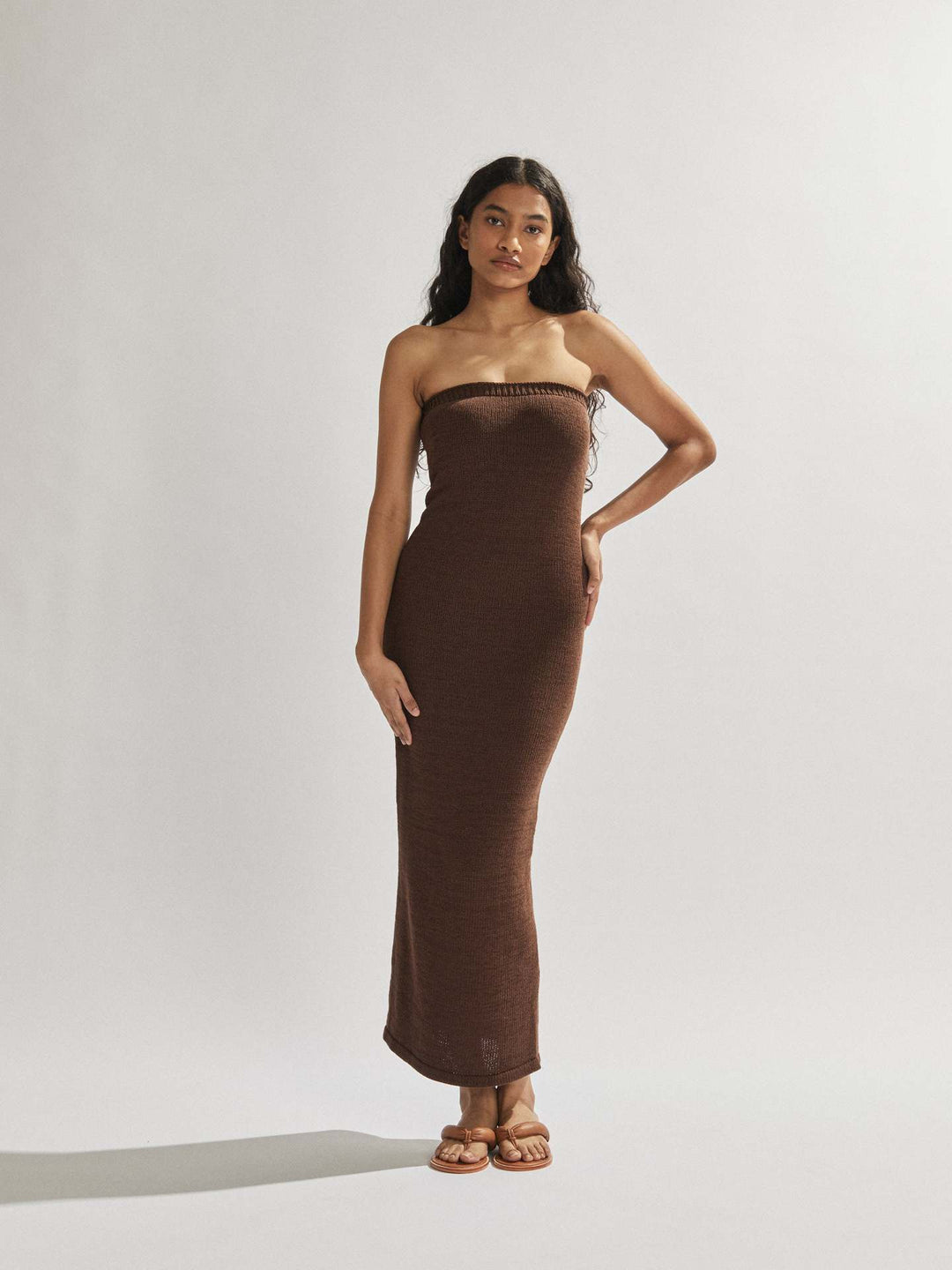 Damen luftiges Maxikleid im minimalistischen Design EB