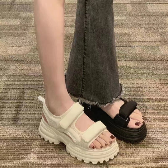 Damen Sportliche Sandalen mit verstellbaren Klettverschlüssen EB