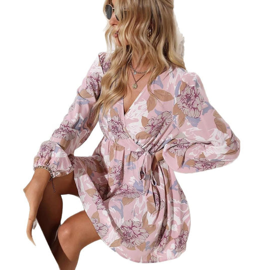 Damen Wickelkleid mit voluminösen Ärmeln und floralem Design EB