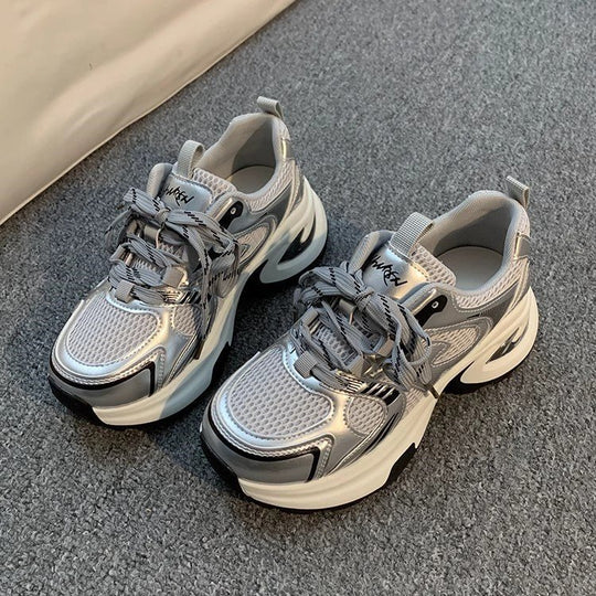 Damen Sportliche Mesh-Sneaker mit atmungsaktiven Einsätzen und rutschfester Sohle EB
