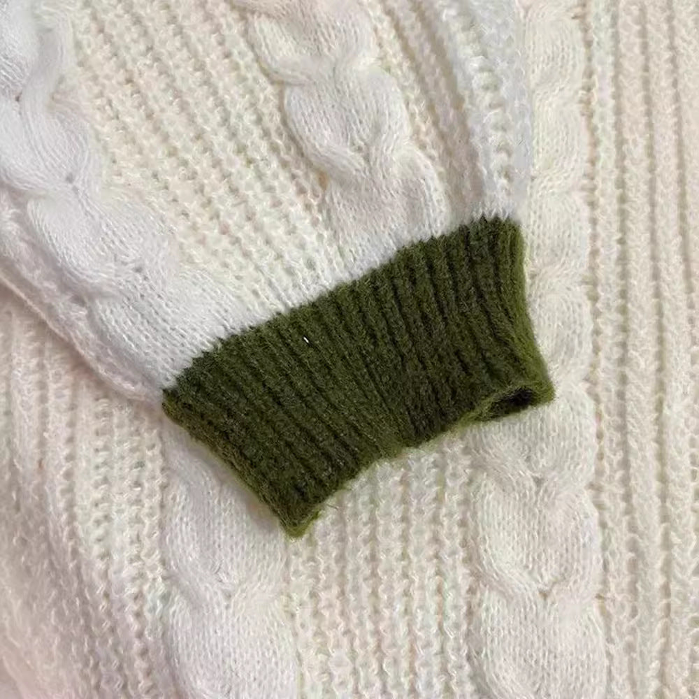 Damen nan gestrickter Oversize-Cardigan mit Zopfmuster, V-Ausschnitt, Knopfleiste und floraler Ärmelstickerei EB