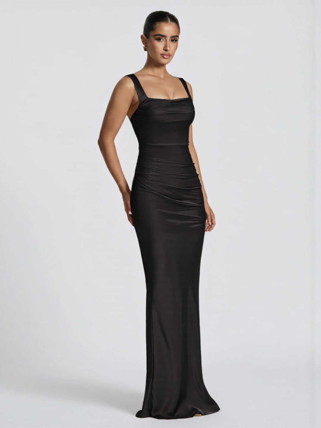 Damen Elegantes Satin-Maxi-Kleid mit figurschmeichelndem Design EB