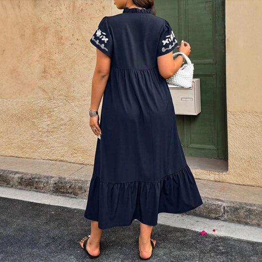 Damen Maxikleid mit floralem Stickdesign und voluminösem Rock EB