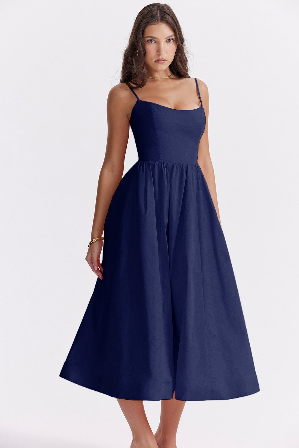 Damen Maxikleid mit schmalen Trägern und schwingendem Rock EB