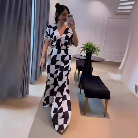 Damen Modischer Jumpsuit mit grafischem Muster und eleganten Ärmeln EB