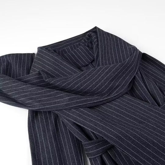 Damen eleganter Wickelmantel mit breitem Kragen und Bindegürtel EB