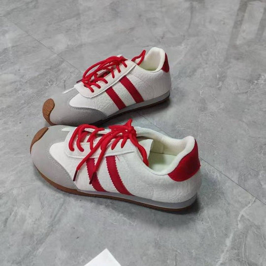 Damen Sneaker mit weichem Wildleder-Obermaterial und rutschfester Sohle EB