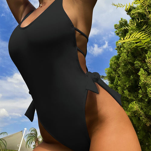 Damen Hochgeschnittener Badeanzug mit eleganten Schnürdetails EB