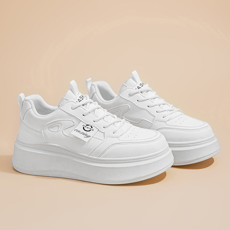Damen Sneaker mit hochflächiger Sohle von EB