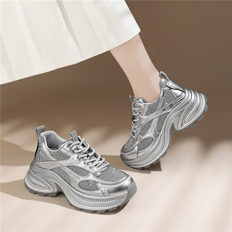 Damen Sportliche Sneaker mit modernen Akzenten EB