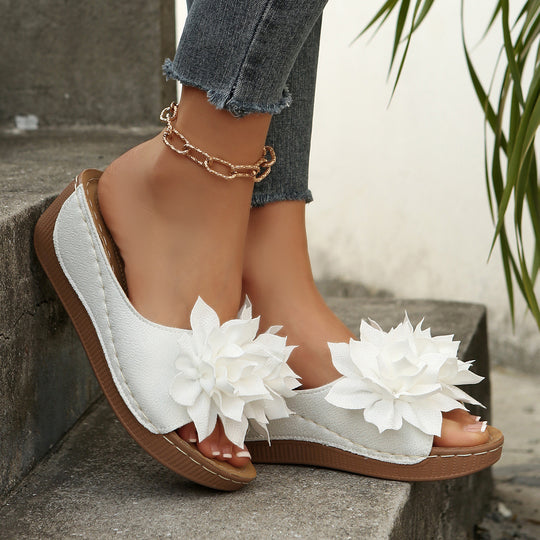 Damen Plattform-Pantoletten mit floralem Design und komfortablem Fußbett EB