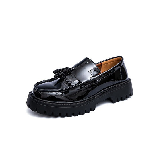 Damen Plateau-Brogue Derby mit markanter Profilsohle und Lacklederoptik EB