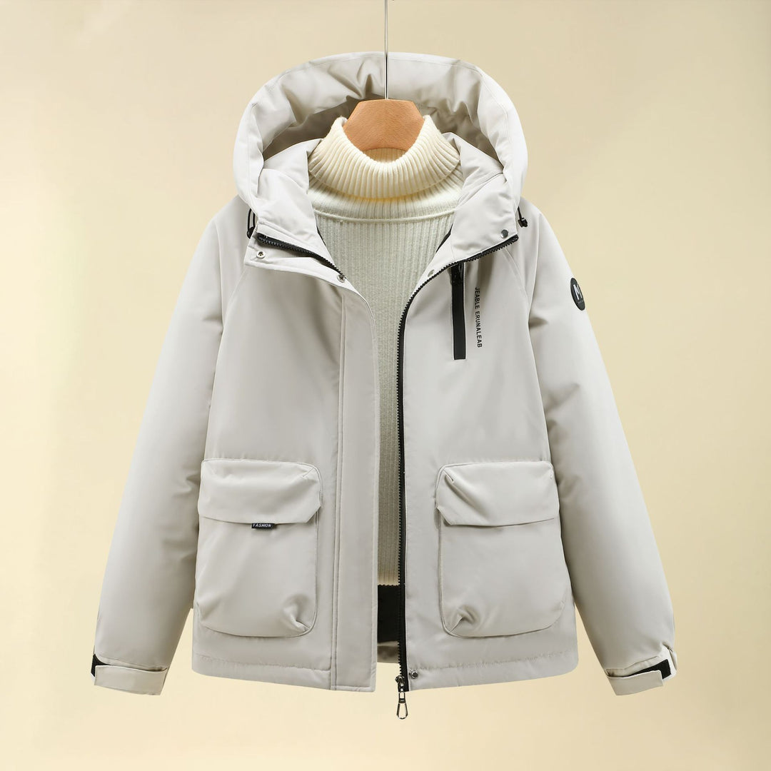 Damen Isolierte Outdoorjacke mit voluminösem Kapuzenkragen und praktischen Taschen EB