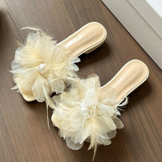 Damen elegante Pantoletten mit floralem Akzent EB