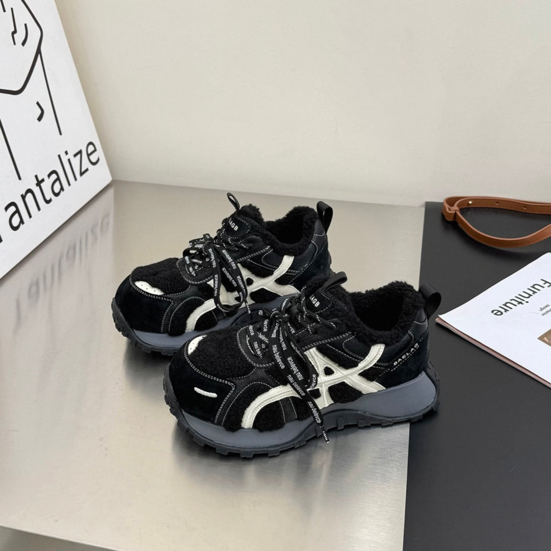 Damen Sportliche Sneakers mit warmem Innenfutter und rutschfester Laufsohle EB
